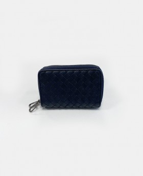 Small wallet with zip