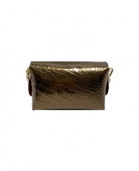 Clutch bag with bamboo closure