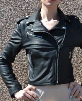 Short Leather jacket