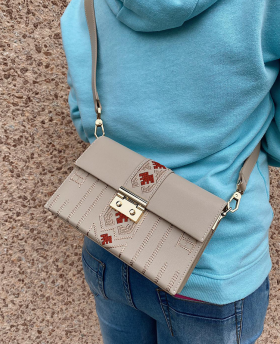 Small Shoulder bag with stitching