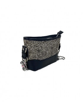 Small elegant Shoulder bag with chain