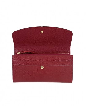Elegant wallet with button closure