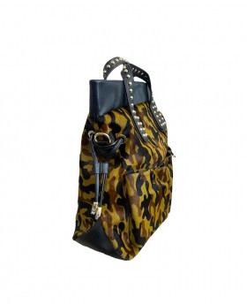 Calf Hair Large bag with pockets and removable fabric strap