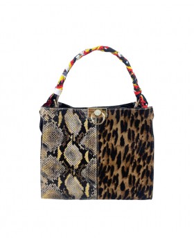 Elegant handbag with foulard