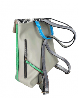 Backpack with zip closure